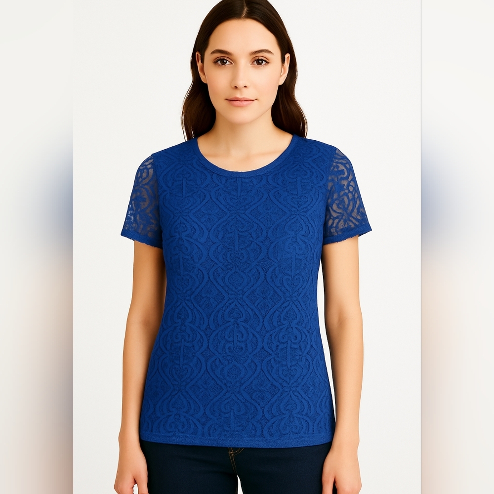 NWT Van Heusen Blue, Front Lace Short Sleeve Top - Size Med